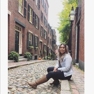 Meet your Posher, Andrea